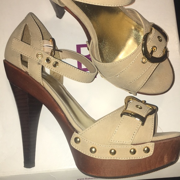 Bakers size 6 platform sandals - Picture 2 of 4
